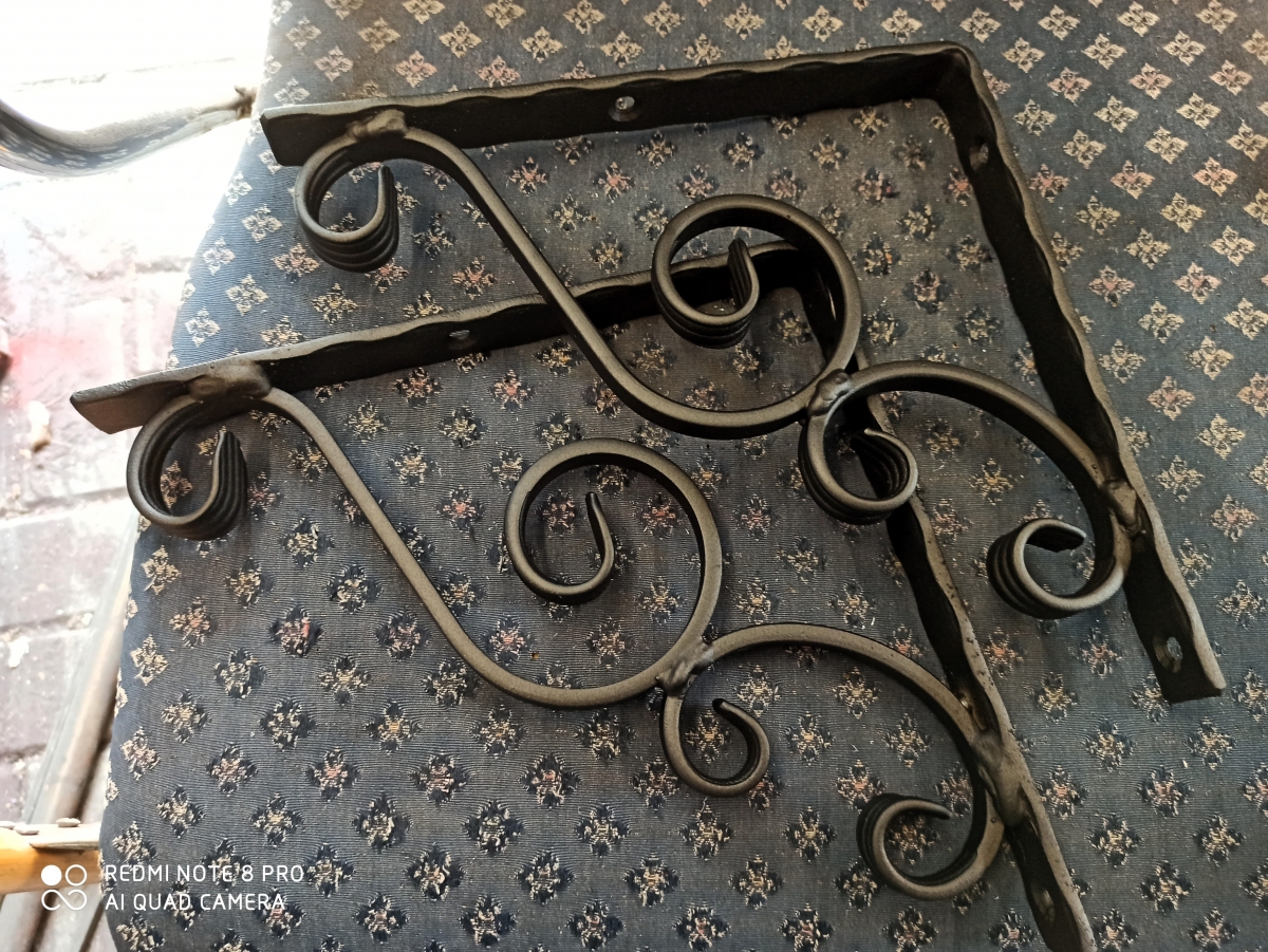 Wspornik kuty ozdobny 150x150 wspornik półki kuty Metalfab - obrazek 8